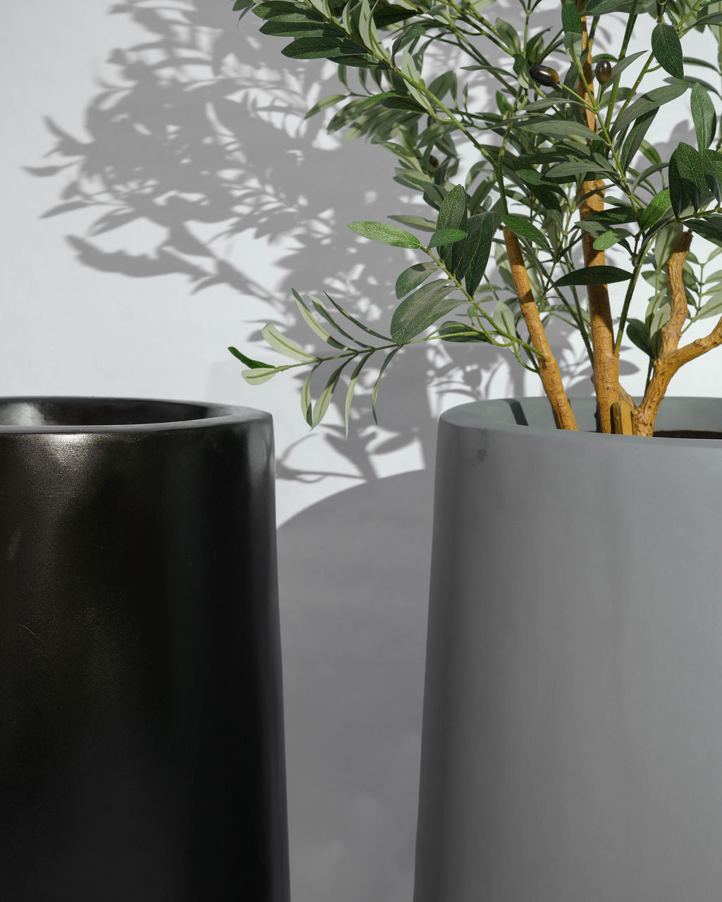 Rise - White - Fiberglass Planter